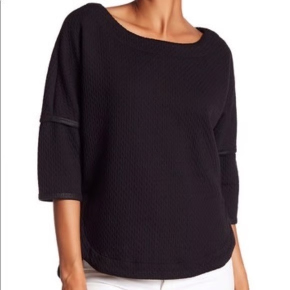 ❤️ Max Studio Black Textured Knit 3/4 Sleeve Tunic with Faux Leather Trim